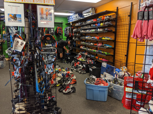 Sporting Goods Store «Play It Again Sports - Lakewood, CO», reviews and photos, 13057 W Alameda Pkwy, Lakewood, CO 80228, USA