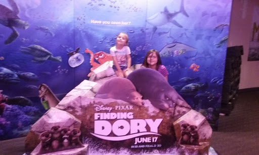 Movie Theater «Regal Cinemas Quaker Crossing 18», reviews and photos, 3450 Amelia Drive, Orchard Park, NY 14127, USA