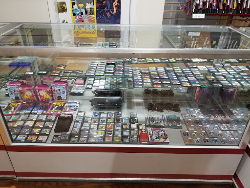 Video Game Store «Games Plus», reviews and photos, 3848 Summer Ave, Memphis, TN 38122, USA