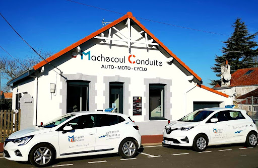 Machecoul Conduite à Machecoul-Saint-Même, Loire-Atlantique