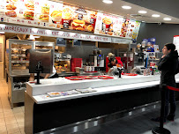 Atmosphère du Restaurant KFC La Rochelle Lagord - n°15