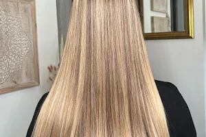Line'Hair image
