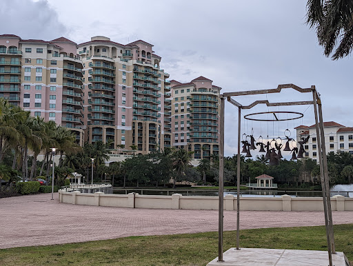 Restaurant «The Cheesecake Factory», reviews and photos, 11800 Lake Victoria Gardens Ave, Palm Beach Gardens, FL 33410, USA