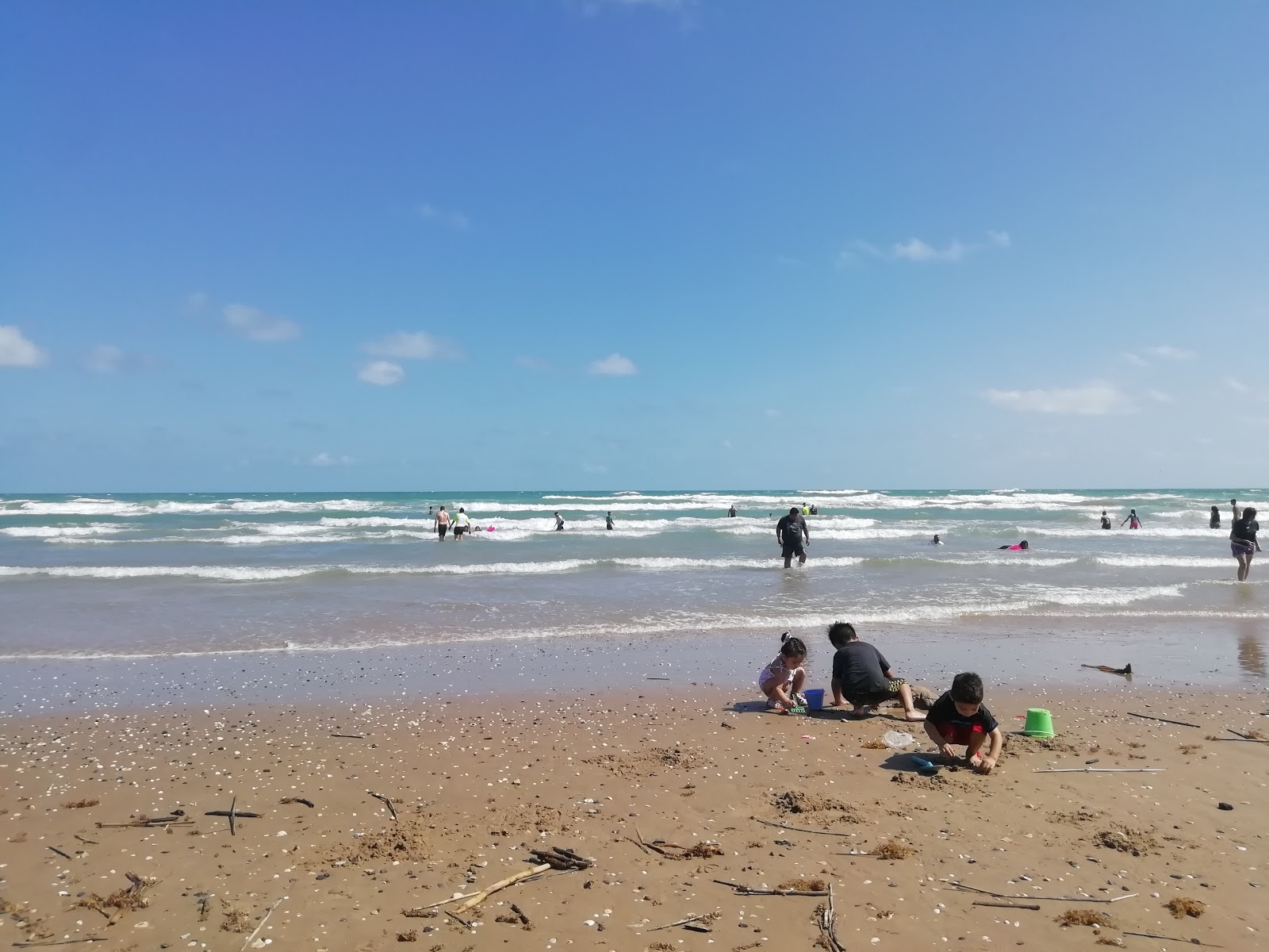 Foto von Playa Costa Azul mit türkisfarbenes wasser Oberfläche