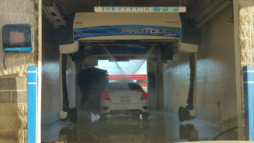 Car Wash «Crystal Clean Carwash», reviews and photos, 10779 Potranco Rd, San Antonio, TX 78251, USA