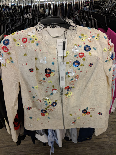 Department Store «Nordstrom Rack Woodland Plaza», reviews and photos, 8722 E 71st St, Tulsa, OK 74133, USA