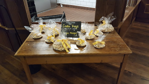 Italian Restaurant «Cossetta», reviews and photos, 211 7th St W, St Paul, MN 55102, USA