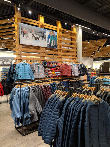 Clothing Store «L.L. Bean», reviews and photos, 4222 Easton Loop W, Columbus, OH 43219, USA