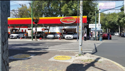 Hand car wash Mexico City