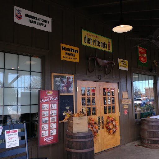 American Restaurant «Cracker Barrel Old Country Store», reviews and photos, 200 Cracker Barrel Dr, Clarksville, TN 37040, USA