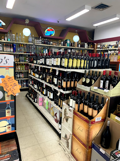 Liquor Store «Jamesburg Wine & Liquors», reviews and photos, 235 Forsgate Dr, Jamesburg, NJ 08831, USA