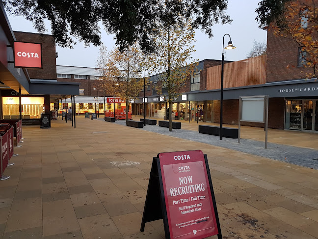 Reviews of St. Martins Precinct in Reading - Shopping mall
