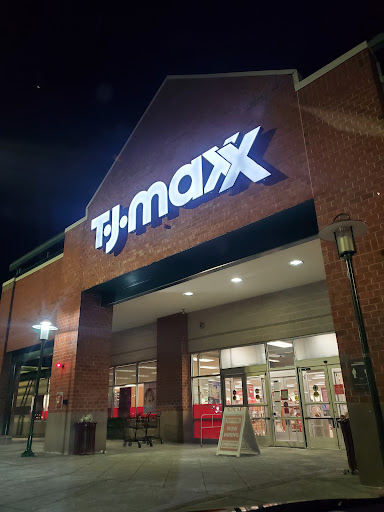 Department Store «T.J. Maxx», reviews and photos, 1 Worcester Rd, Framingham, MA 01701, USA