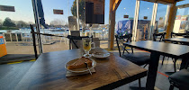 Atmosphère du Restauration rapide Restaurant Aux 100 pâtes - Relais du port - Eurovélo 6 à Dannemarie - n°5