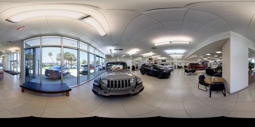 Car Dealer «Suncoast Chrysler Jeep Dodge RAM», reviews and photos, 8755 Park Blvd N, Seminole, FL 33777, USA