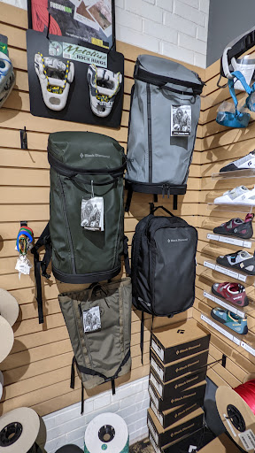 Camping Store «Half-Moon Outfitters Inc», reviews and photos, 1420 Laurens Rd, Greenville, SC 29607, USA