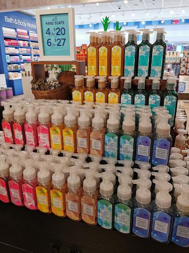 Beauty Supply Store «Bath & Body Works», reviews and photos, 293 Main St, Exton, PA 19341, USA