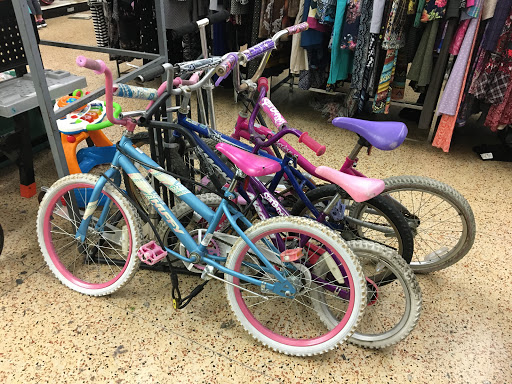 Thrift Store «Bell Thrift Store Inc», reviews and photos, 6627 Atlantic Ave, Bell, CA 90201, USA