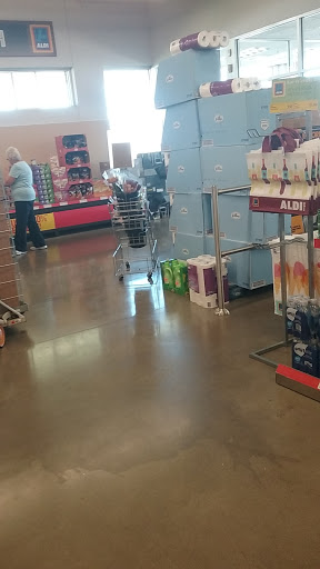 Grocery Store «ALDI», reviews and photos, 5156 Hinkleville Rd, Paducah, KY 42001, USA