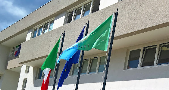Istituto Comprensivo di Trasacco Scuola Media Statale Via Cifilanico, snc, 67059 Trasacco AQ, Italia