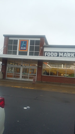 Supermarket «ALDI», reviews and photos, 511 New Park Ave, West Hartford, CT 06110, USA