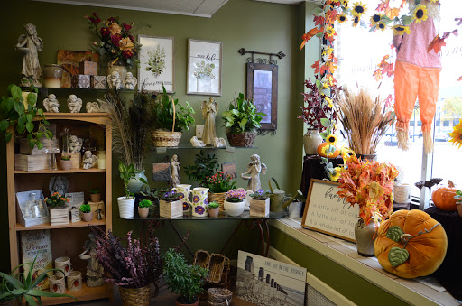 Florist «The Village Flower Shop», reviews and photos, 132 S Addison St, Bensenville, IL 60106, USA