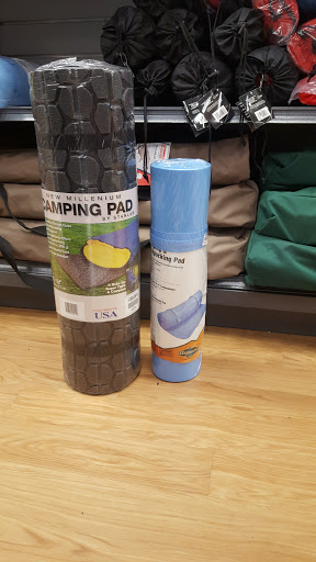 Sporting Goods Store «Big 5 Sporting Goods», reviews and photos, 1573 W Redlands Blvd, Redlands, CA 92373, USA