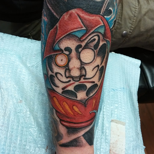 Tattoo Shop «Dark Heart Tattoo», reviews and photos, 448 W Terra Cotta Ave Unit A, Crystal Lake, IL 60014, USA