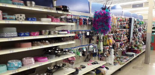 Pet Supply Store «PetSmart», reviews and photos, 4429 Pecanland Mall Dr, Monroe, LA 71203, USA