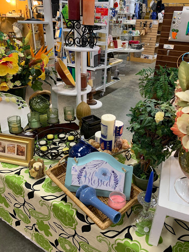 Thrift Store «Community Clothes Closet», reviews and photos