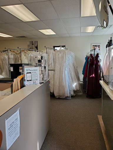 Bridal Shop «Stella Maris Bridal Boutique & Tuxedo Inc», reviews and photos, 2339 MacDade Boulevard, Holmes, PA 19043, USA