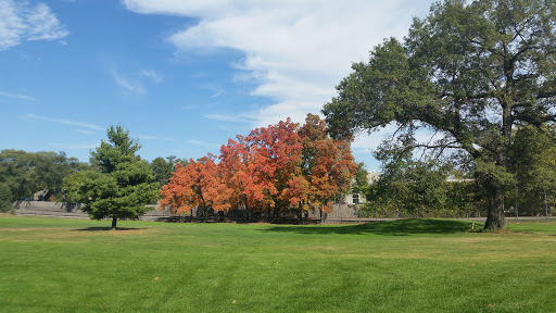 Public Golf Course «Rackham Golf Course», reviews and photos, 10100 W 10 Mile Rd, Huntington Woods, MI 48070, USA