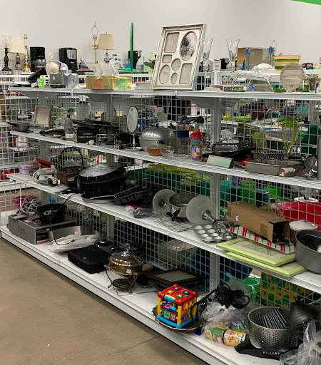 Thrift Store «Goodwill Store, Outlet Center & Donation Center», reviews and photos, 571 Hepburn Rd, Avondale, PA 19311, USA