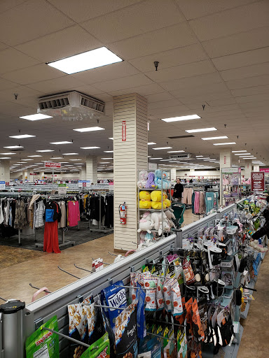 Clothing Store «Burlington Coat Factory», reviews and photos, 4701 N Harlem Ave, Harwood Heights, IL 60706, USA