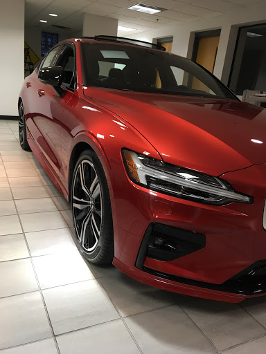 Car Dealer «Volvo of Southborough», reviews and photos, 251 Turnpike Rd, Southborough, MA 01772, USA