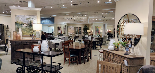 Furniture Store «Havertys Furniture», reviews and photos, 170 E Stacy Rd #2020, Allen, TX 75002, USA