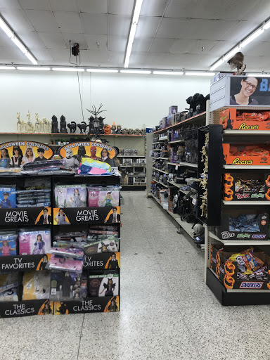 Discount Store «Big Lots», reviews and photos, 21082 Beach Blvd, Huntington Beach, CA 92648, USA
