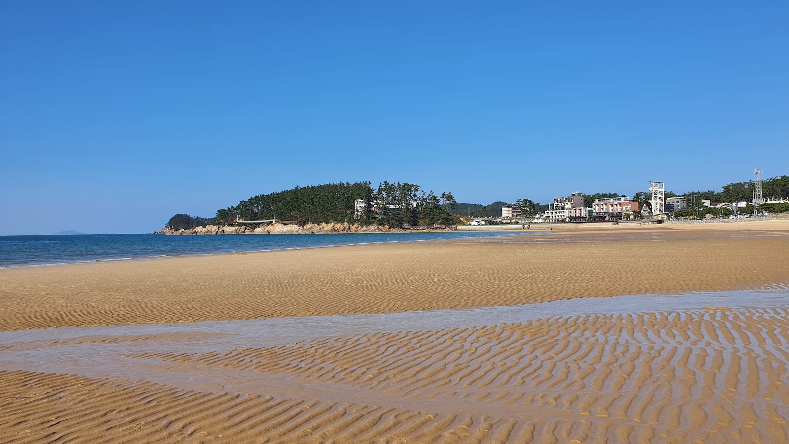 Photo de Mallipo Beach - recommandé pour les voyageurs en famille avec des enfants