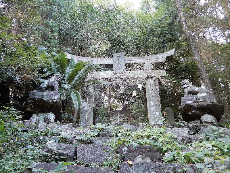 宮地嶽神社