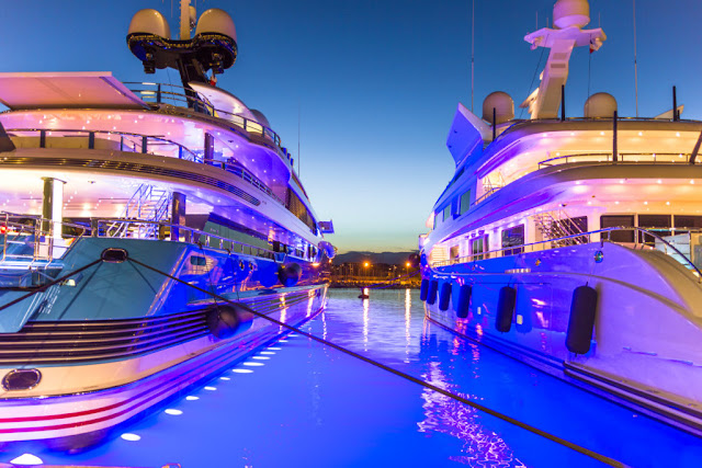 212 Yachts - French Riviera Yacht Charter, Global Luxury Yacht Charter