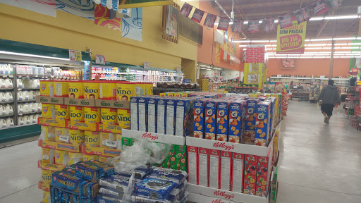 Grocery Store «Superior Grocers», reviews and photos, 9100 Whittier Blvd, Pico Rivera, CA 90660, USA