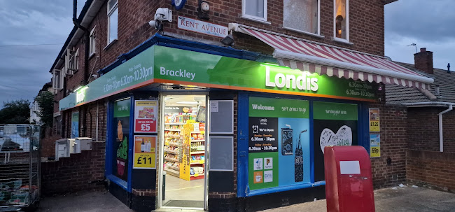 Comments and reviews of Brackley Local Store (Londis )
