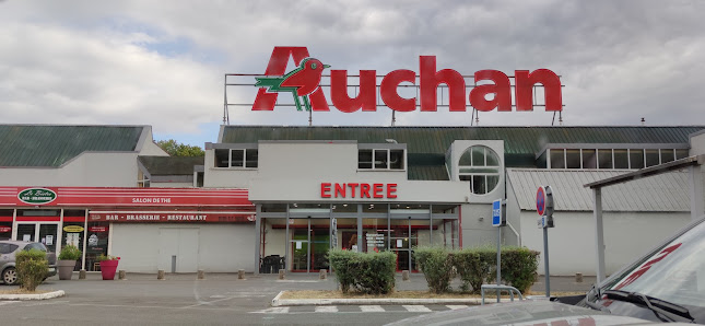 Auchan Hypermarché Clamecy La Vanne du Gour, 58500 Clamecy, France