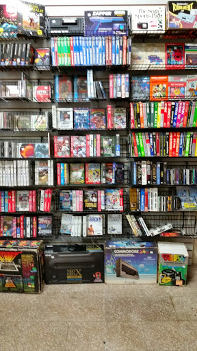 Record Store «Exile on Main Street», reviews and photos, 100 N Chestnut St #120, Champaign, IL 61820, USA