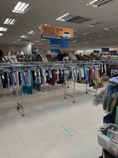 Thrift Store «Goodwill Aurora - Belleview», reviews and photos, 14400 E Belleview Ave, Aurora, CO 80015, USA