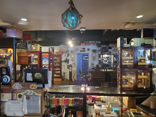 Cigar Shop «Beach Cigars», reviews and photos, 17 S Fort Lauderdale Beach Blvd #208, Fort Lauderdale, FL 33316, USA