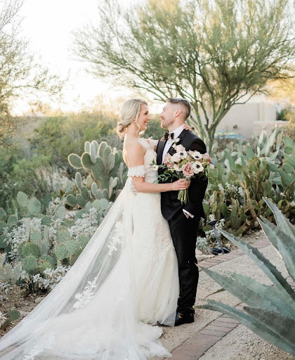 Bridal Shop «LUXEredux Bridal Boutique», reviews and photos, 1101 E 54th St, Indianapolis, IN 46220, USA