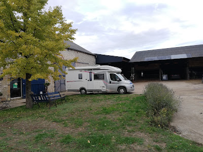Ferme warzee à Artaise-le-Vivier