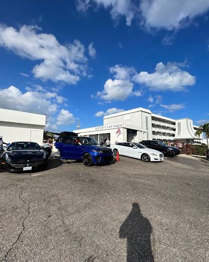 Hector's Car Wash en North Palm Beach
