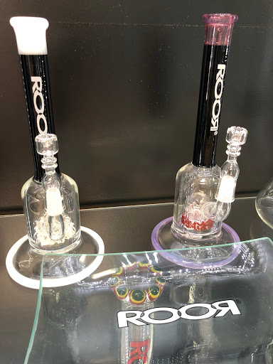 Tobacco Shop «Smoke Shop», reviews and photos, 8505 4th Ave, Brooklyn, NY 11209, USA